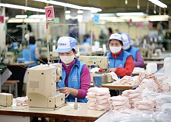 Việt Nam trở thành nước xuất khẩu may mặc đứng thứ 2 trên thế giới